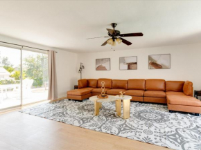Charming 5 Bedroom Granada Hills House with Pool
